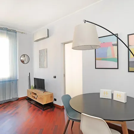 Lecco Lägenhet